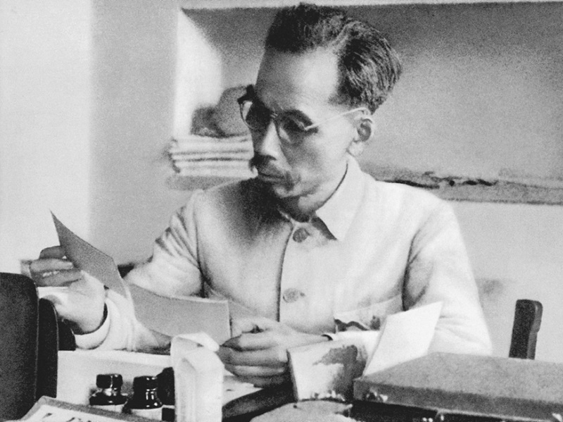 Ngày 12-3-1955: Bác Hồ căn dặn “Toàn Đảng, toàn dân, toàn quân ta phải luôn đoàn kết thành một khối vững chắc”